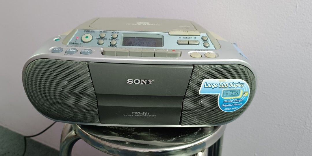 SONY CFDS01 Portable Radio CD Casette Player, Audio, Portable Audio