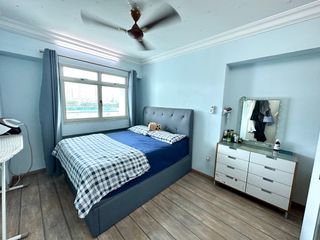 (Category: ) located in . Submitted by hombun (Listing ID 1266990009, Image 1). Description: .