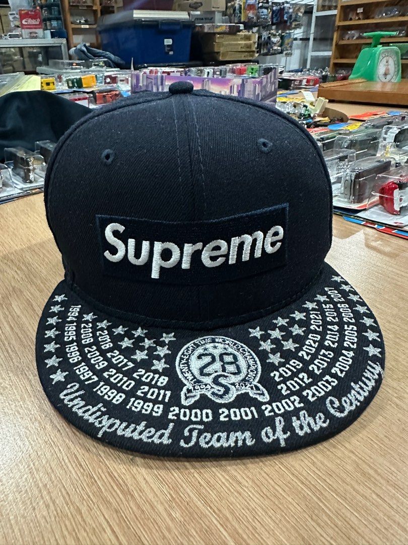 Supreme full top cap