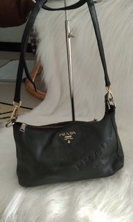 Tas Sling kulit asli Prada prelove