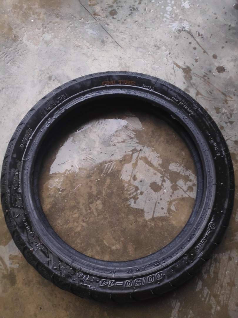 tayar vario tire, Auto Accessories on Carousell