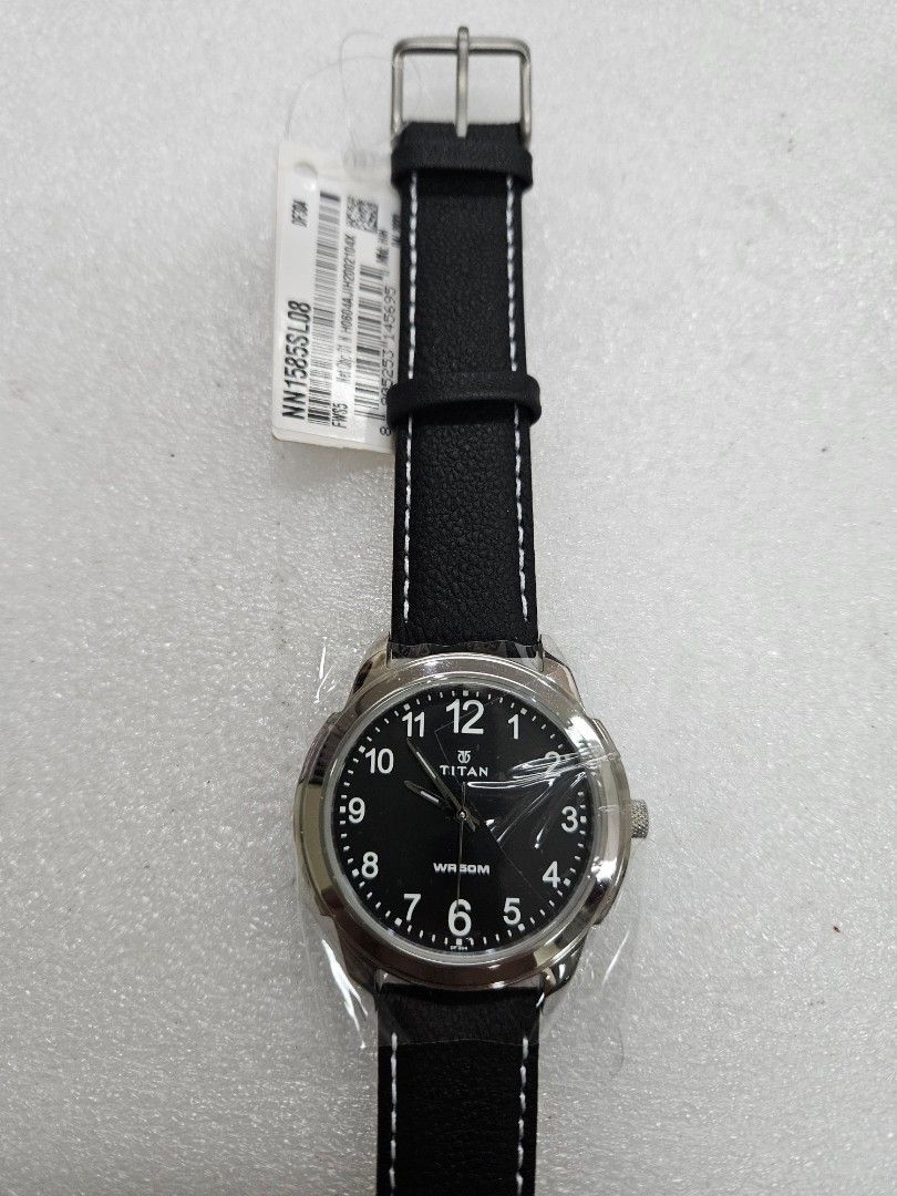 Titan Quartz 1585SL08