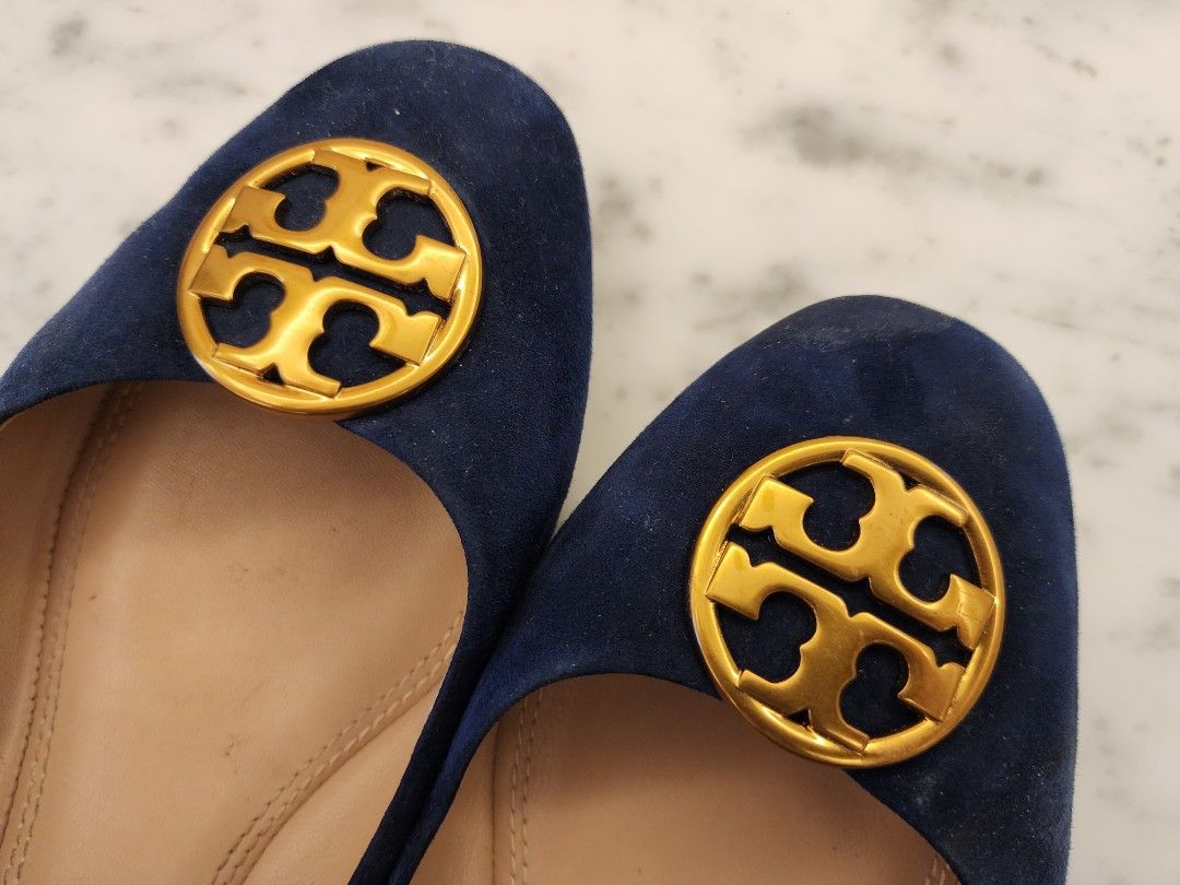 Tory burch navy blue flats sales