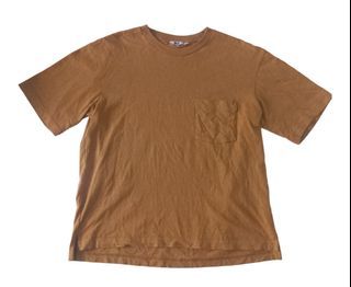 Tshirt Uniqlo Basic Poket Tebal