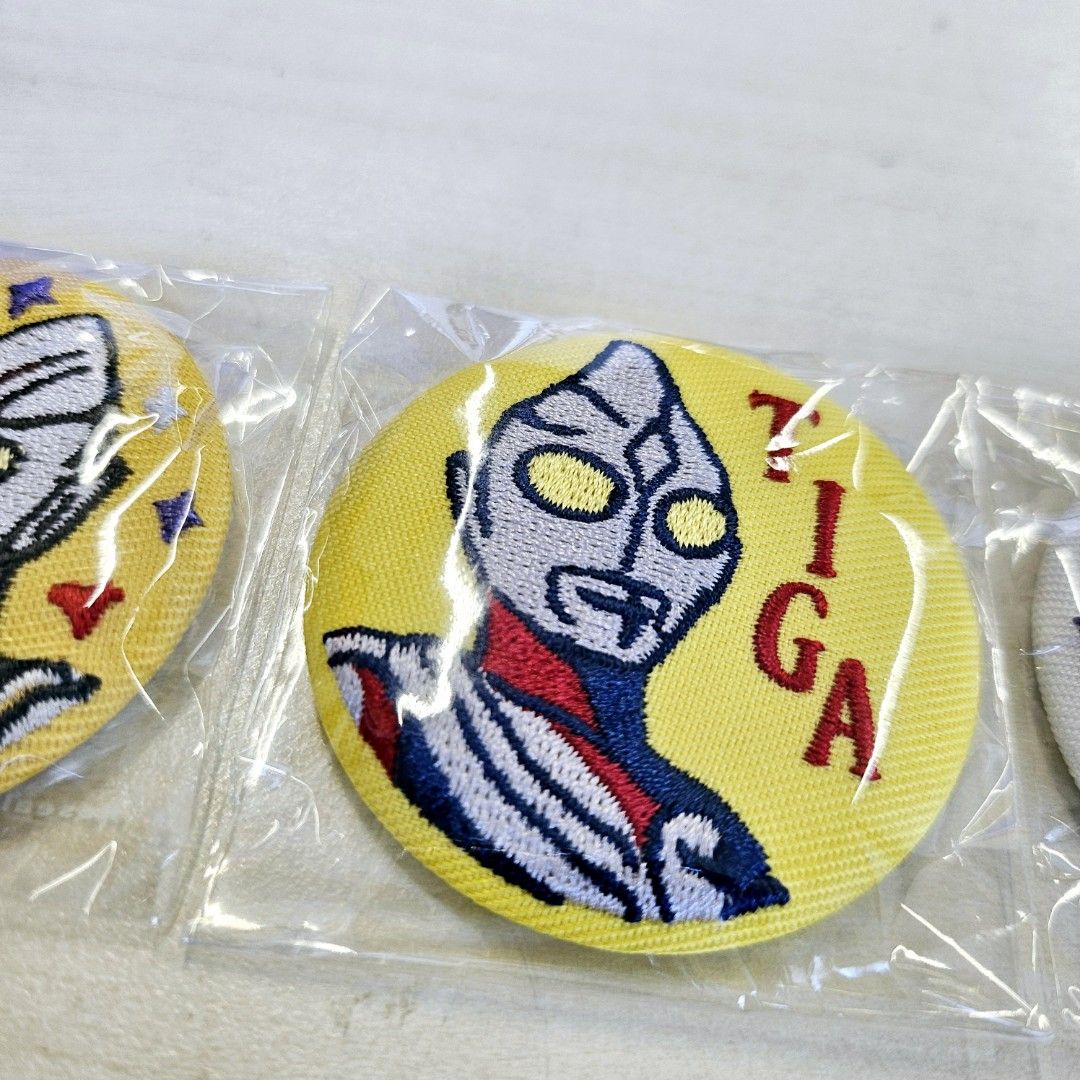 🇯🇵日本直送現貨］Ultraman刺繡超人徽章超人襟章超人pin「Ultraman