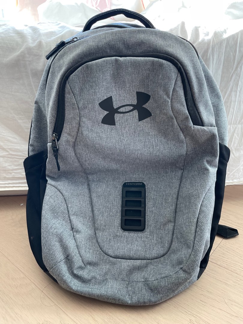 Under Armour Storm Backpack, 男裝, 袋, 背包 Carousell