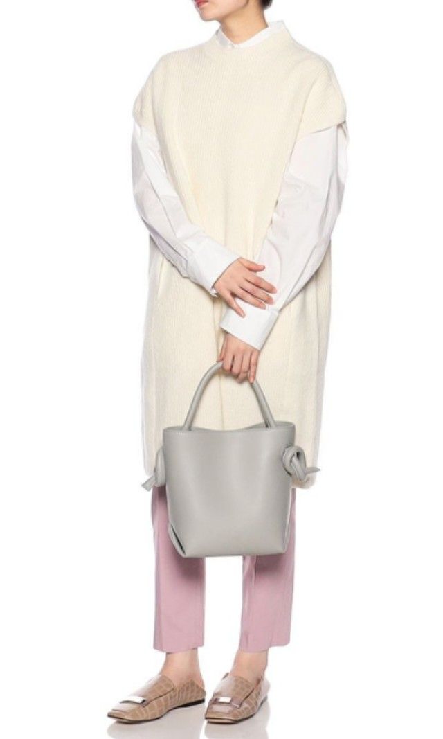 VASIC Patti Mini in Ivory, Luxury, Bags & Wallets on Carousell