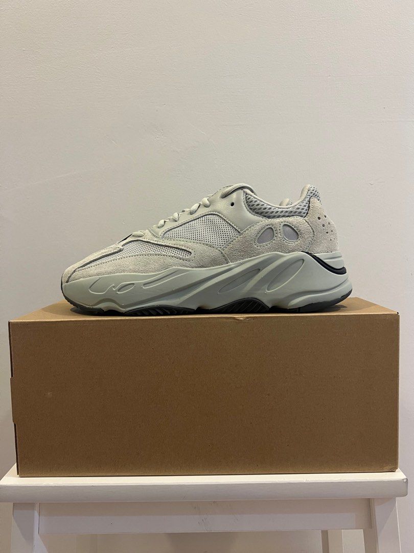 WTS BNDS Adidas Yeezy 700 V1 Salt US8.5 Men s Fashion Footwear