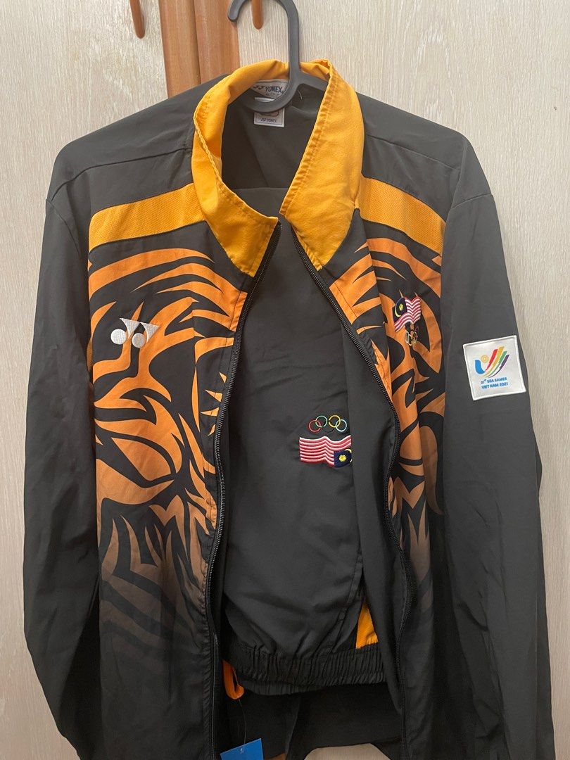 Yonex tracksuit online