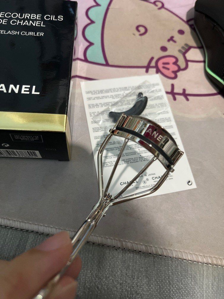 100% Authentic Brand New Chanel Eyelash Curler, Beauty & Personal Care,  Face, Makeup on Carousell