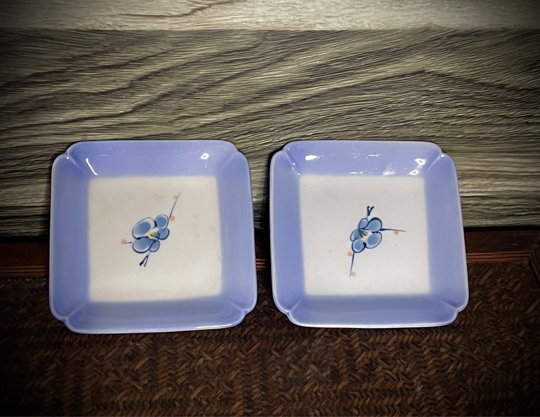 2 pcs. ARITA WARE SQUARE MINI SAUCER; 4x4 inches, Furniture & Home ...