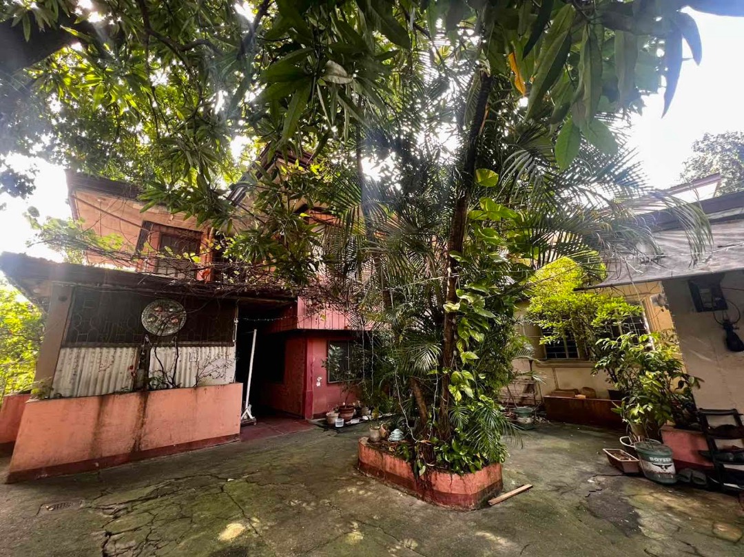 6 Bedroom House and Lot for Sale in San Antonio Village, Makati City