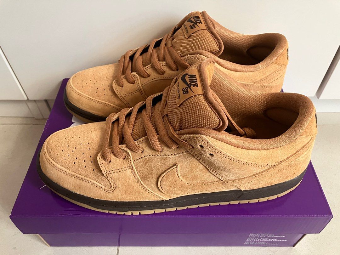 大熱靚色Nike SB Dunk Low Wheat Size:US10, 男裝, 鞋, 波鞋- Carousell