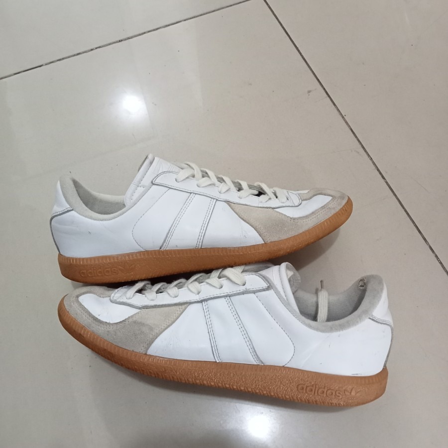 ADIDAS BW ARMY FOOTWEAR WHITE SEPATU ADIDAS A 261 KAKIKECE.STORE XNJRNJR Fesyen Pria Sepatu Sneakers di Carousell