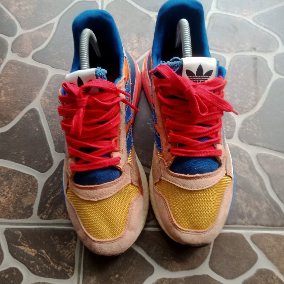 Adidas kolep dragon ball, Fesyen Pria, Sepatu Sneakers di Carousell