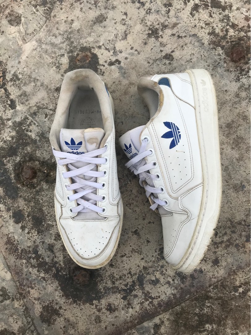 adidas shoes (bth mandi), Fesyen Pria, Sepatu , Sneakers di Carousell