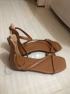 由 baiba (刊登 ID 1267008971，圖片 1) 提交，位於 的 (類別：)，說明：。