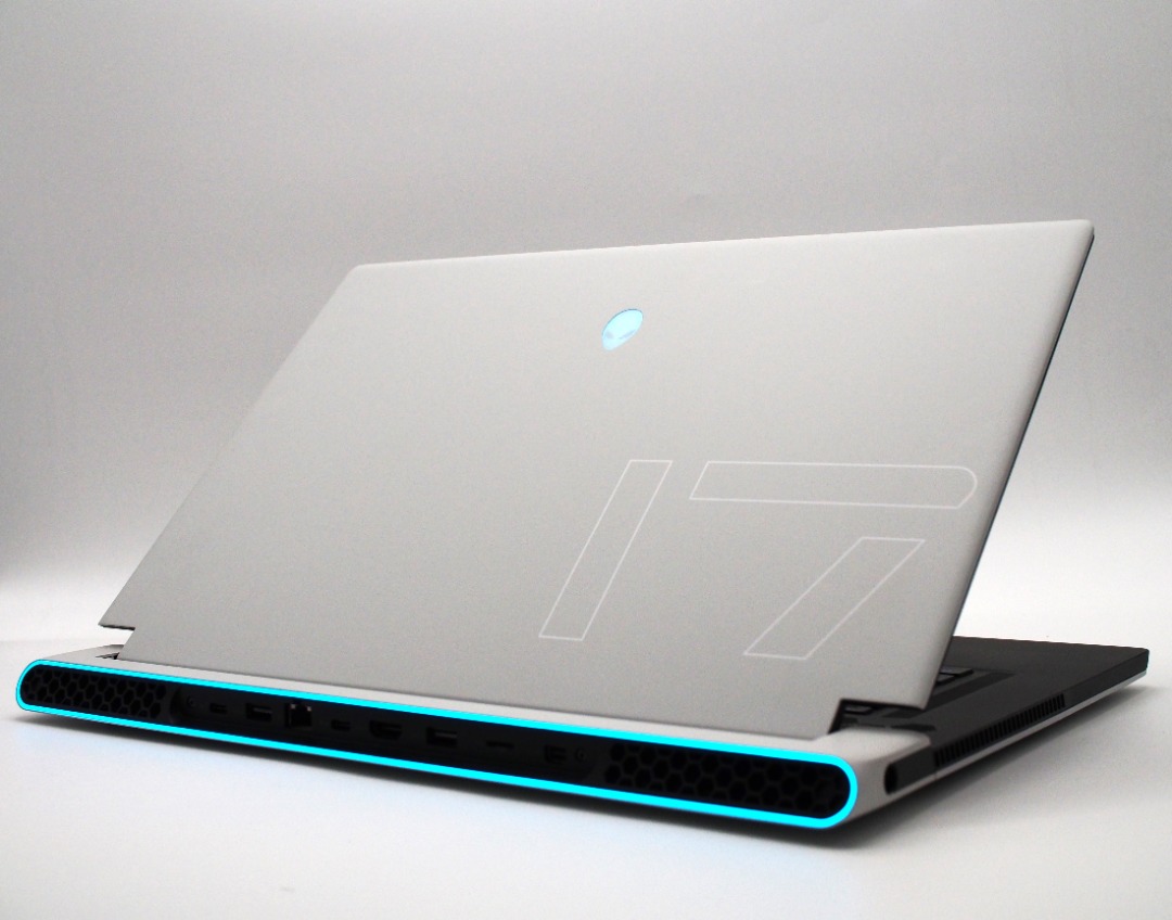 Alienware X17 r1 i7 11800h RTX 3080 16gb VRAM, 32GB RAM, 1TB SSD 17.3 ...
