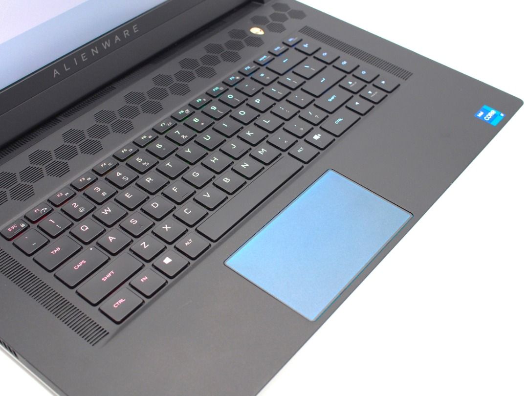 Alienware X17 r1 i7 11800h RTX 3080 16gb VRAM, 32GB RAM, 1TB SSD 17.3 ...