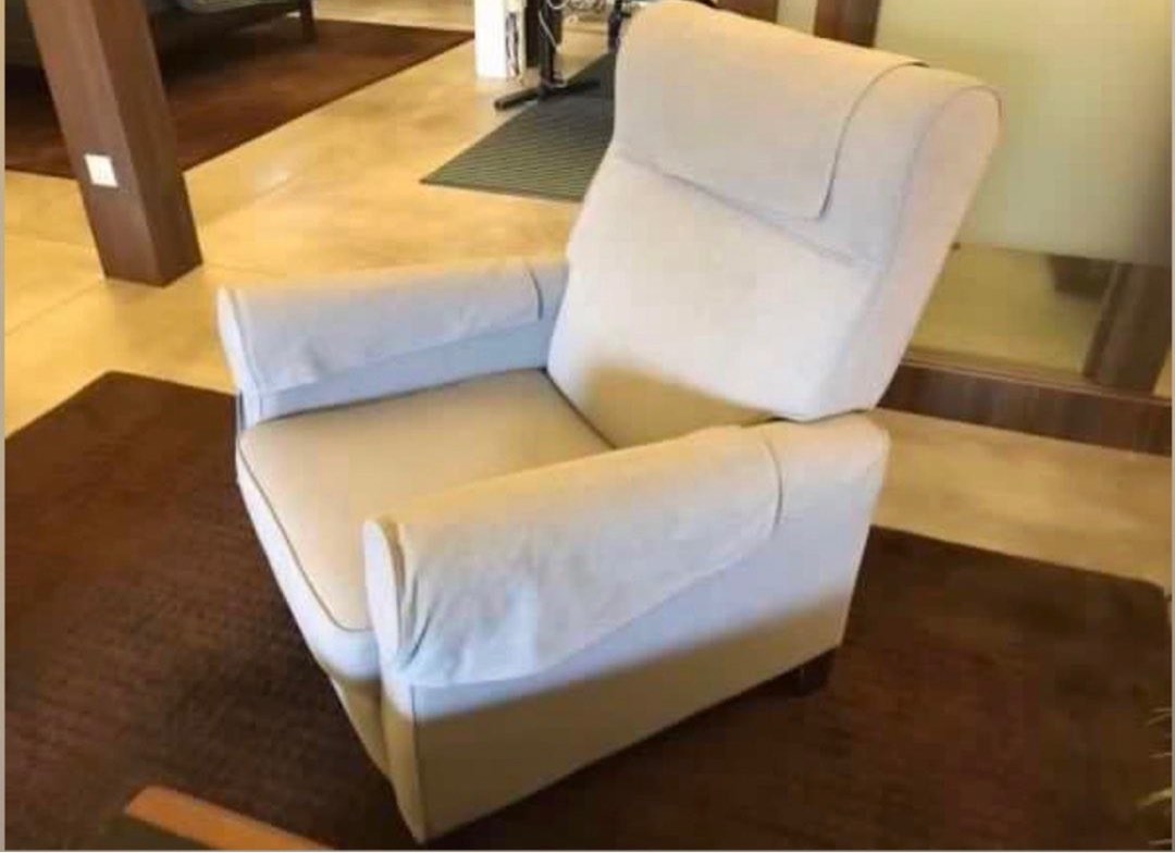Armchair Muren recliner (Ikea) / suitable for breastfeeding / some