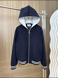 (Category: ) located in . Submitted by luxurycloset.shop (Listing ID 1267105787, Image 1). Description: .