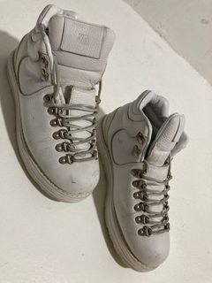 Authentic Visvim Serra White Hiking Boots for Men’s  Size 8 , 26 CM