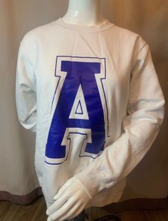 [B]	Gildan White/Blue "A" Ateneo Sweatshirt