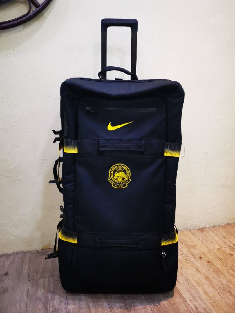 Nike bag outlet lazada malaysia