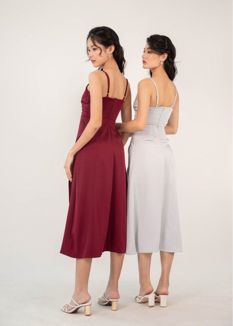 BNWT STARRY PLEATED BUST MIDI SLIT DRESS IN WINE RED 6STYLE