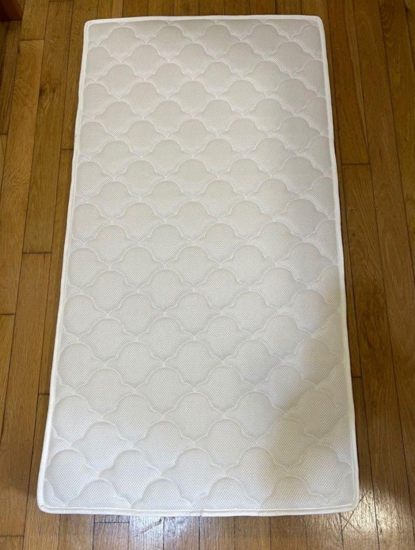 Bonbijou snug cool baby cot mattress + free baby cot, Babies & Kids