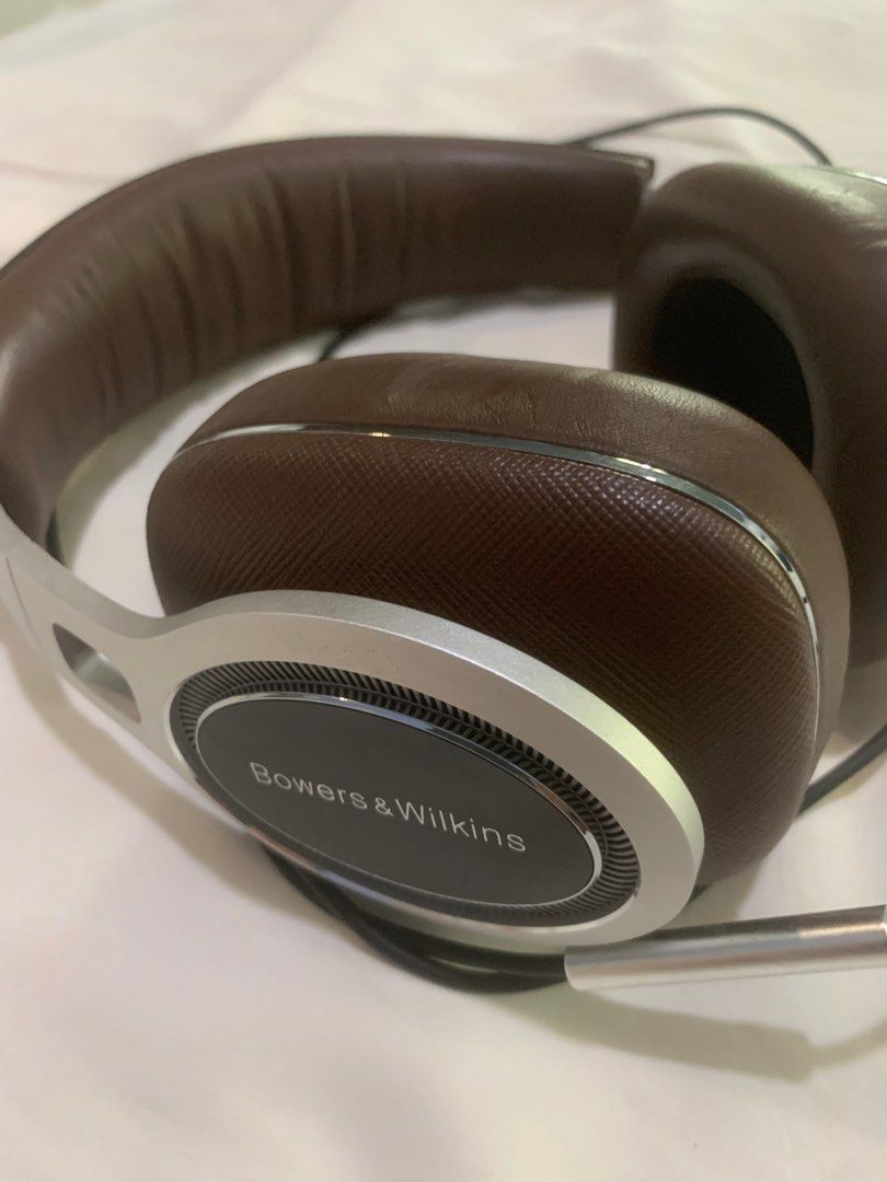 Signature headphones deals price