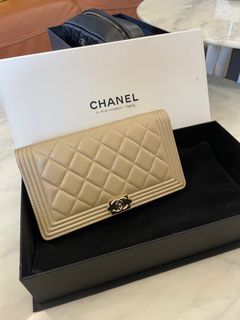 Chanel Flap Card Holder (Boy Chanel), Luxury, Bags & Wallets on Carousell