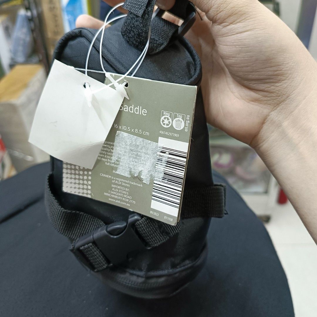Crane Bike Saddle Bag (Category: Bicycles) located in Rizal. Submitted by TheSweetSpotShoppe (Listing ID 1267097575, Image 2). Description: • Bike Saddle Bag.