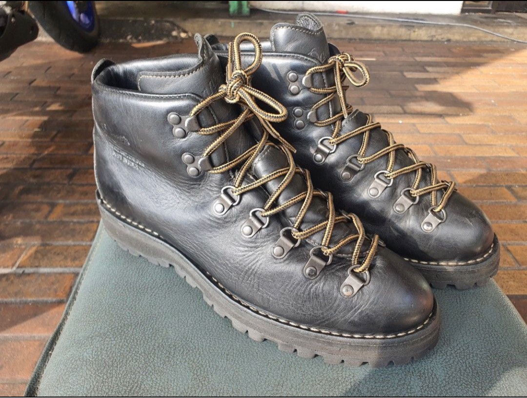 Used danner hiking boots hot sale