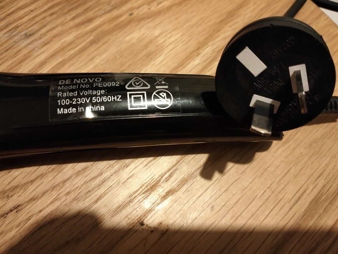 De novo hair straightening brush price 2025