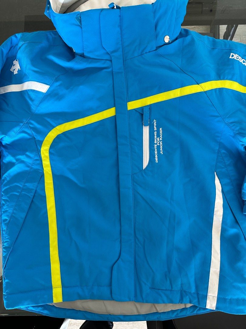 Descente Ski jacket 9-10 years old 130-140cm, 兒童＆孕婦用品