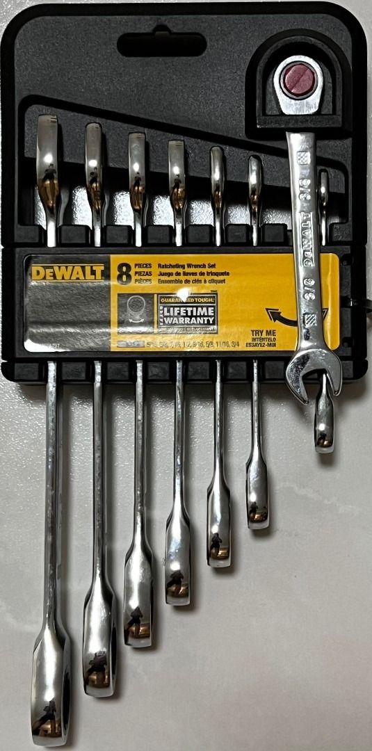 DEWALT DWMT74195 7 Piece Ratcheting Flex Head Combo Wrench Set