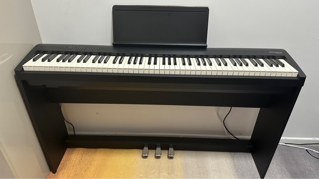 Digital Piano Roland FP-30X, Hobbies & Toys, Music & Media