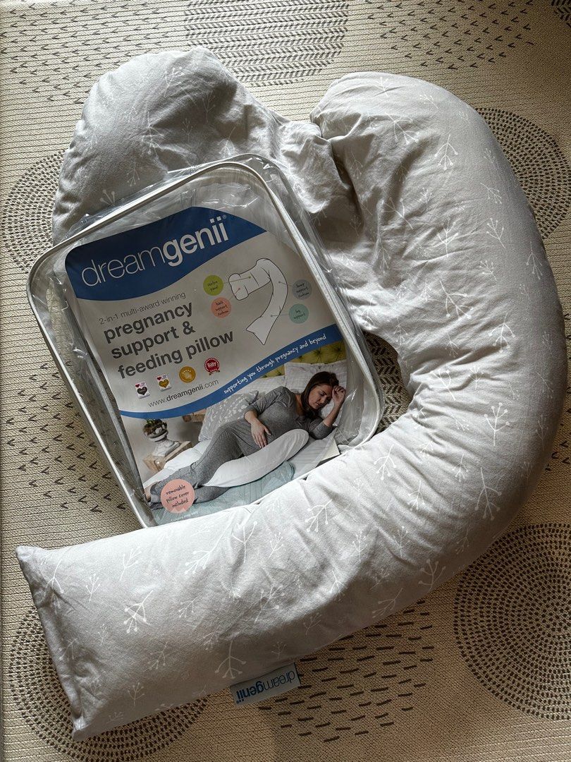 Dreamgenii store nursing pillow