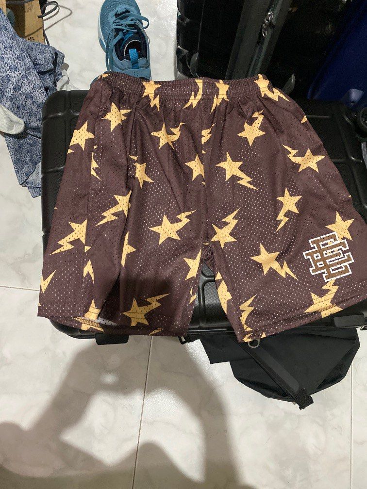 EE Shorts Reps, Men's Fashion, Bottoms, Shorts on Carousell