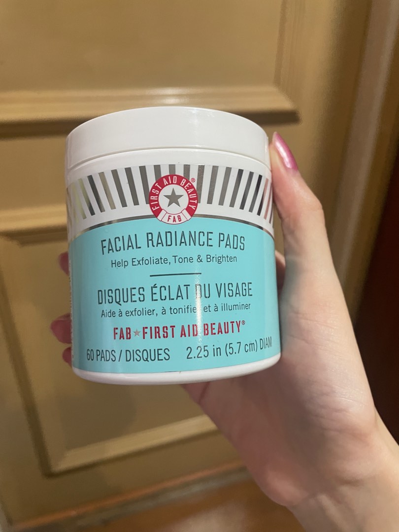 First Aid Beauty Facial Radiance Pads with Glycolic + Lactic Acids Compostable 60 Count, Beauty