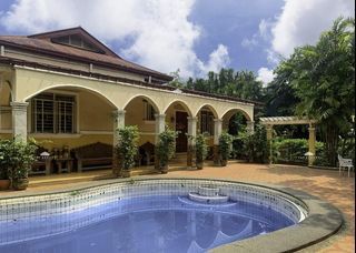 📣FOR SALE📣 6BR with Pool and 10 Car Garage House and Lot in New Manila, Quezon City