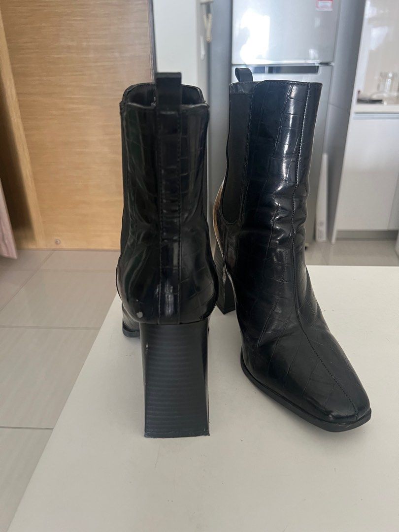 Forever 21 high boots Women s Fashion Footwear Boots on Carousell