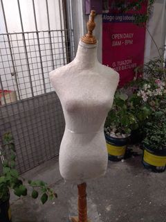 (Category: ) located in . Submitted by atelier84 (Listing ID 1267105693, Image 1). Description: .