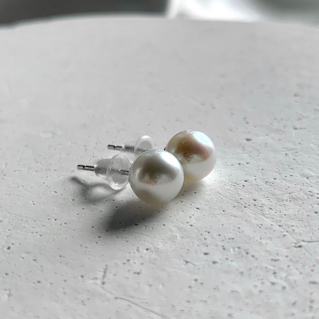 Genuine Natural 6.6mm White Round Saltwater Pearl Ear Stud Earrings S925