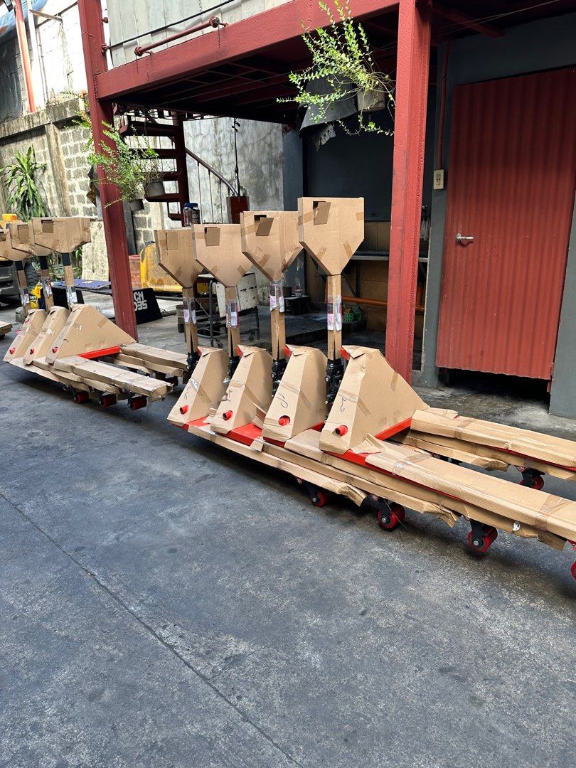 Hand Pallet Truck/Pallet Jack (Category: Industrial Equipment) located in Quezon City. Submitted by perenne_trading (Listing ID 1063205614, Image 3). Description: Perfect Mule Brand OEM quality 2.5 tons - 5tons available Price is vat not included For inquiries: Please call 83650012 / 09276530222.
