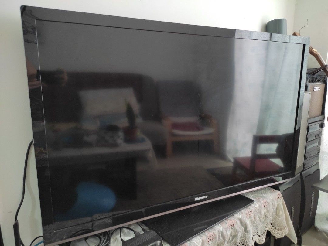 Hisense 50' TV second hand, TV & Home Appliances, TV & Entertainment, TV on Carousell