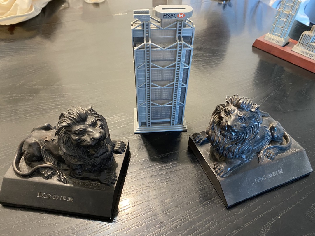 カ*て様 風水　ブロンズライオン像 香港HSBC銀行 2体セット非売品　獅子　箱