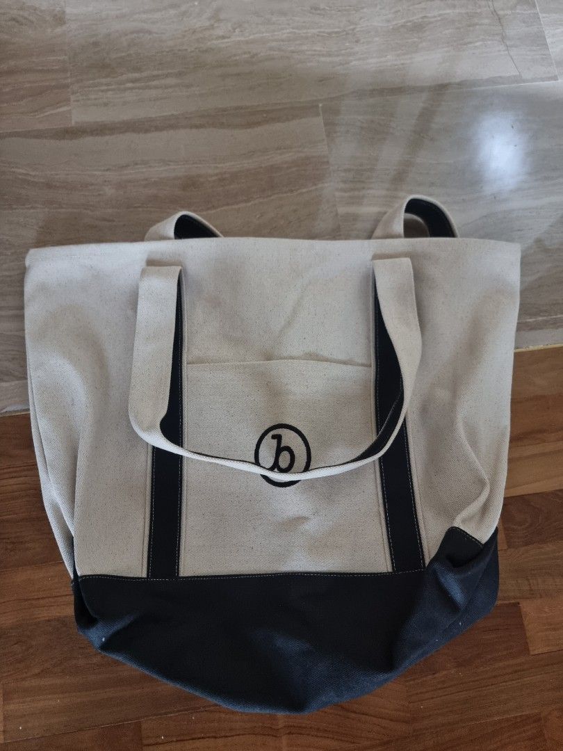 Huge totes clearance
