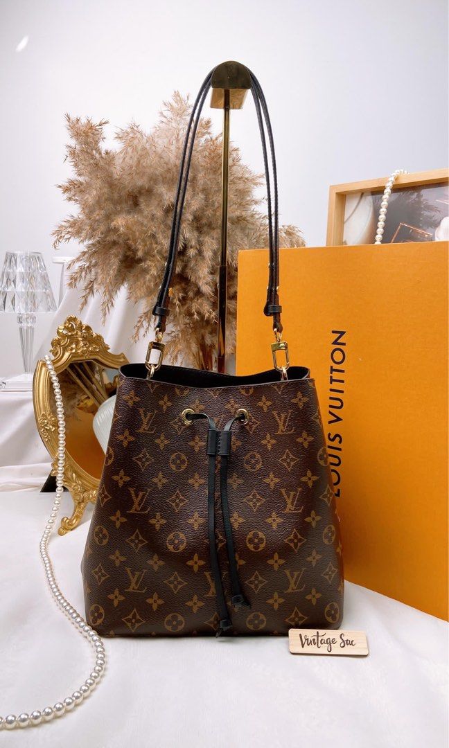 Monogram neonoe shop mm black
